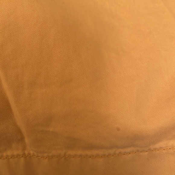 Mens size S. uniqlo flat front shorts mustard colour. Good used condition - Picture 10 of 11